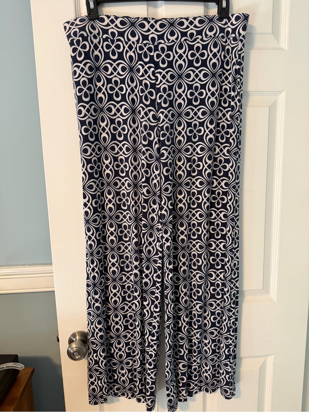 Charter Club Navy and White Geometric Maxi flowy pants